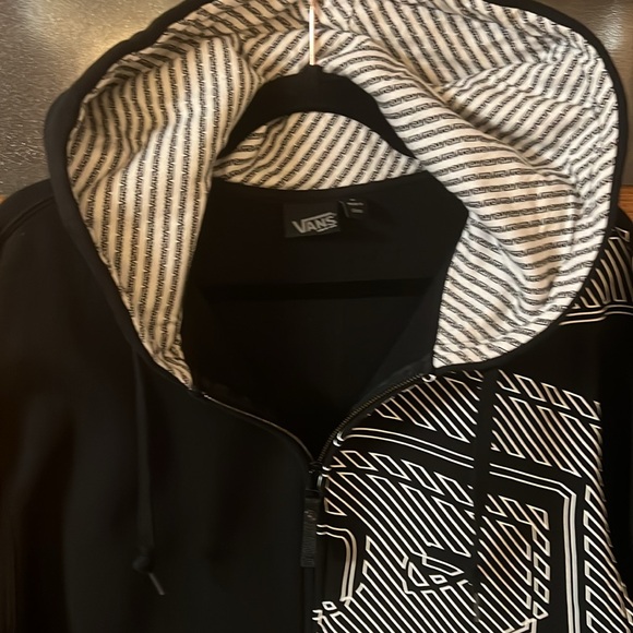 Men’s Vans Black Zip Hoodie Sweatshirt - Picture 4 of 11